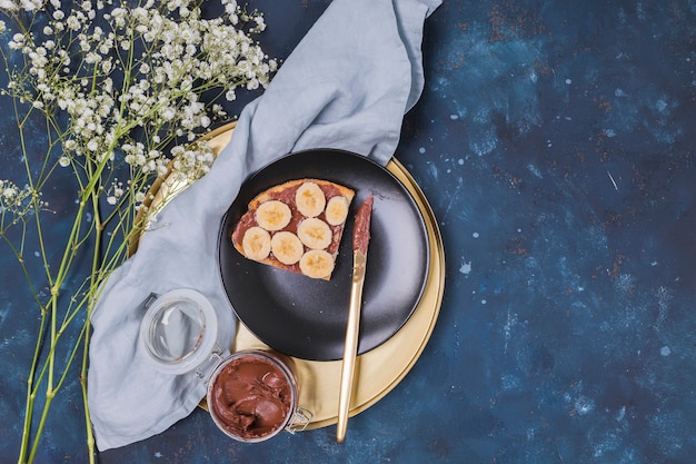 Free photo delicious morning breakfast flat lay