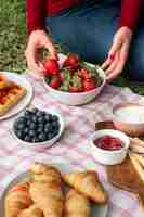 Free photo delicious picnic still life