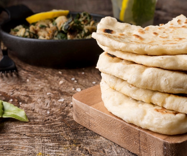 Free Photo delicious pita and pakistan food