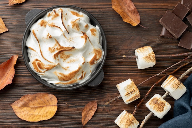 Free photo delicious s'mores dessert composition