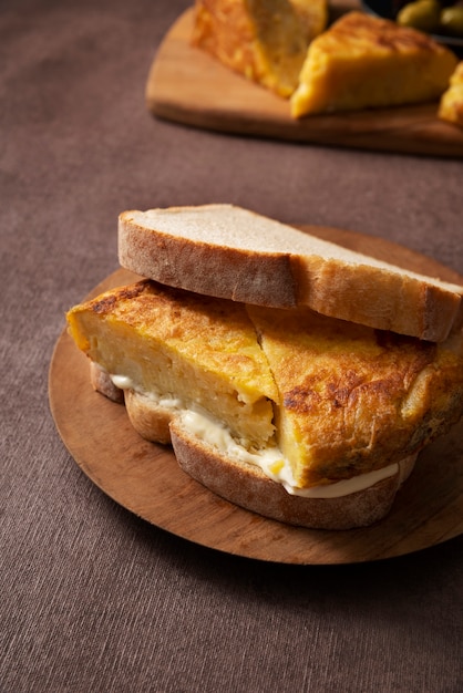 Free photo delicious spanish tortilla still life