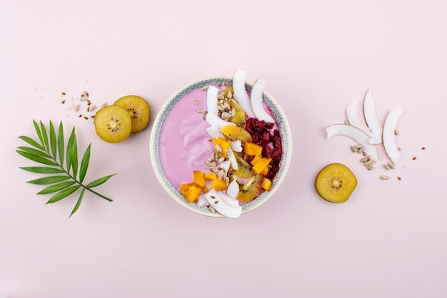 Free Photo delicious sweet açai bowl arrangement