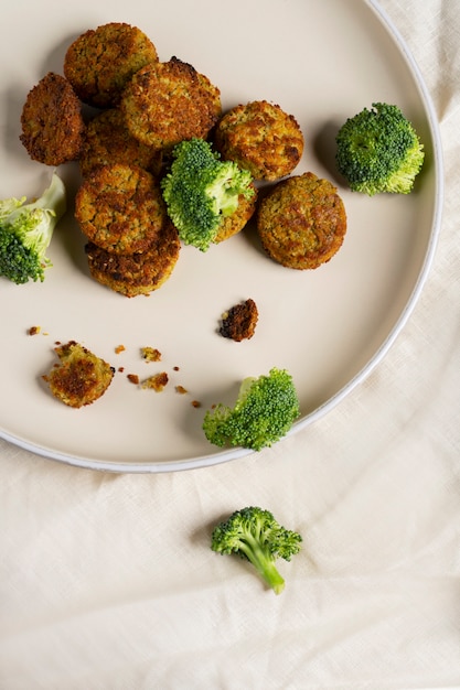 Free photo delicious veggie dishes still life