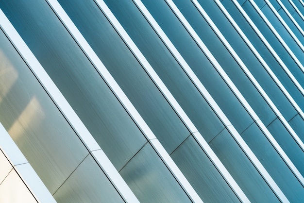 Free photo detail shot of high-rise buildings in modern city