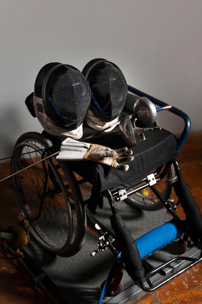 Free Photo disabled fencer special equipment on wheelchair