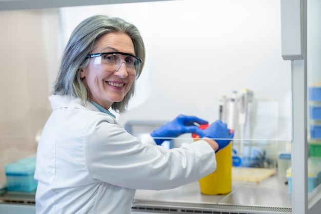 Free photo doctor performing medical research in lab