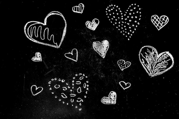 Free photo drawing chalk hearts