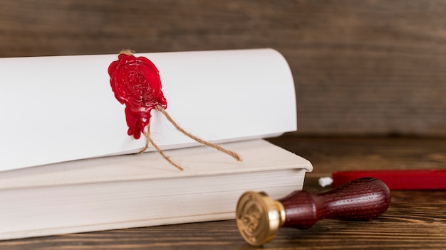 Free photo education diploma certificate with wax seal