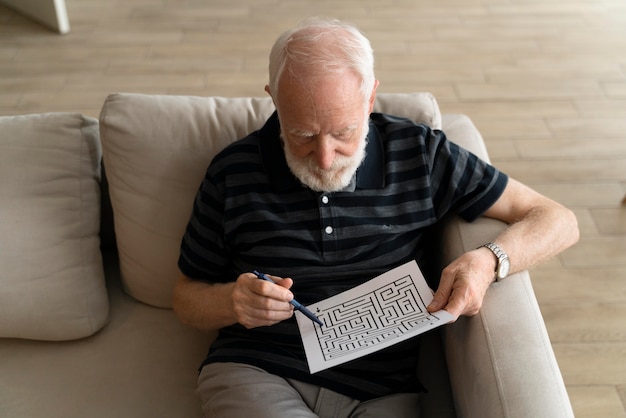 Elderly man confronting alzheimer disease