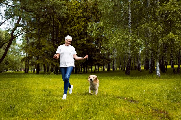 Elderly person spendng tim with their pets