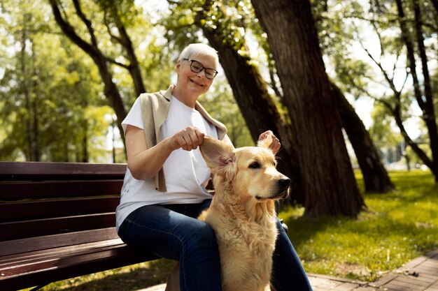 Elderly person spendng tim with their pets