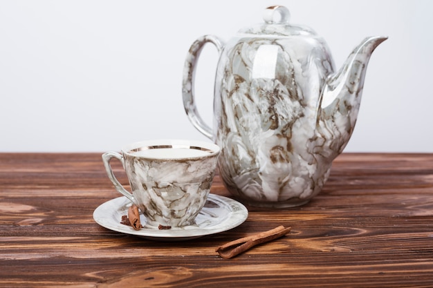 Free photo elegant tea cup