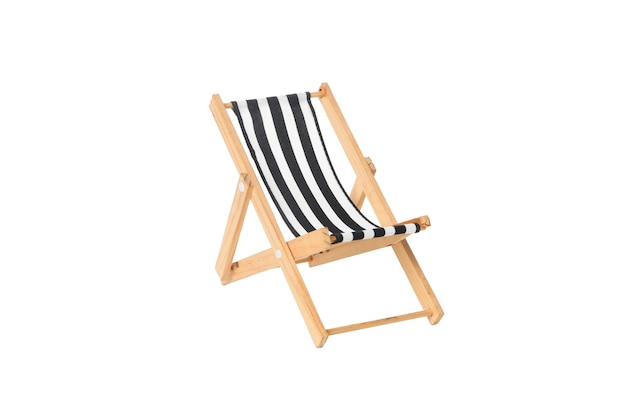 Free photo empty deck chair isolated on white background