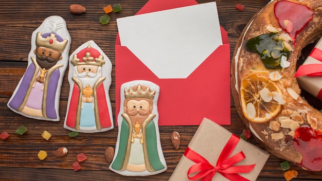 Epiphany cake roscon de reyes and royalty figurines