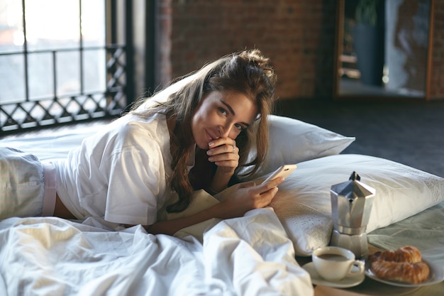 Expressive woman posing indoor