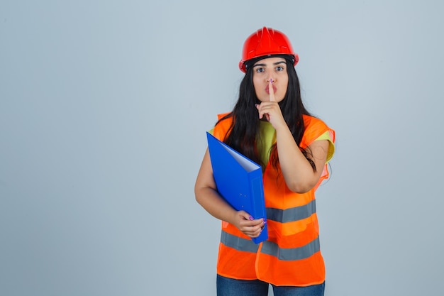 Expressive young woman posing in the studio