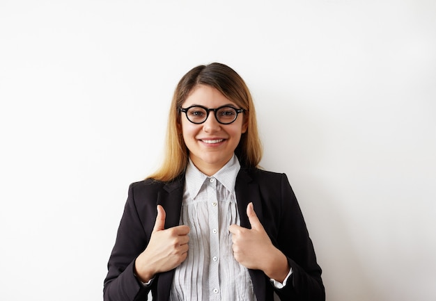 Free Photo expressive young woman posing