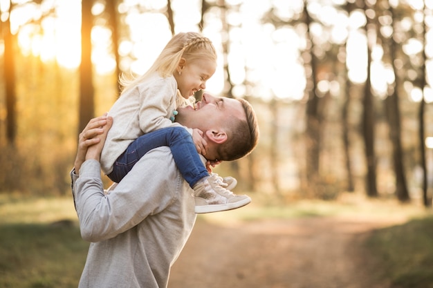 Free Photo father and daughter