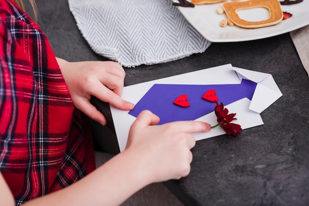 Father receiving a creative father's day greeting