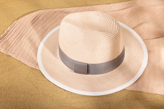 Free photo fedora hat in studio still life