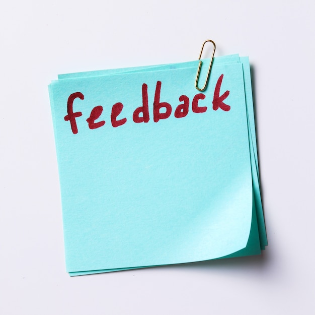 Free Photo feedback word written in a paper note