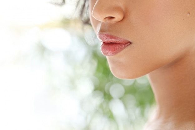 Free photo female lips closeup