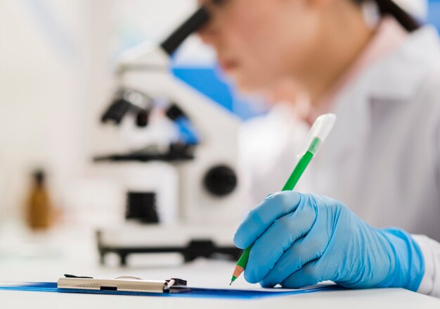 Female scientist working in the laboratory