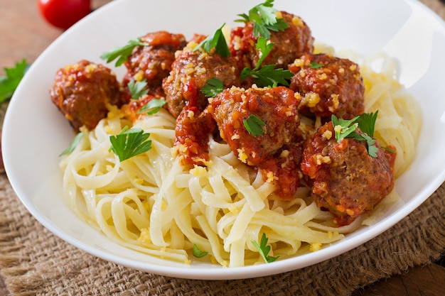 Fettuccine Pasta with meatballs in tomato sauce