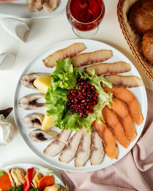 Fish plate  pomegranate decoration  top view