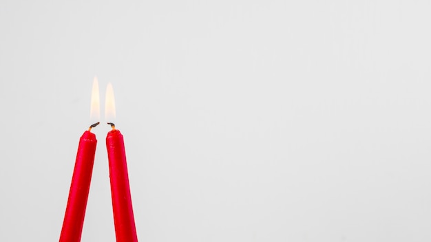 Free photo flaming red candles