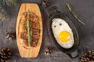 Free photo flat lay arrangement with meat and egg