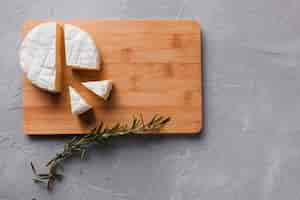 Free photo flat lay cheese composition with copyspace