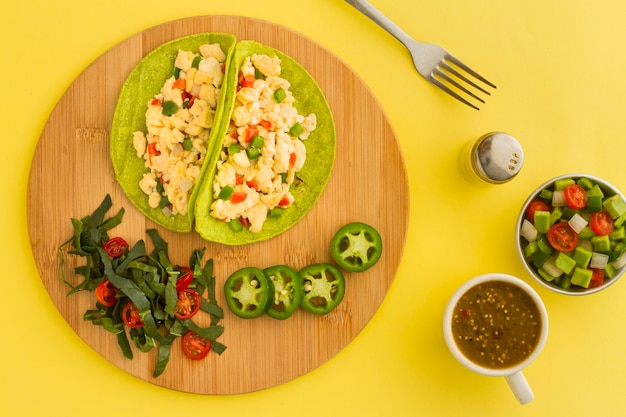 Free photo flat lay delicious vegetarian taco