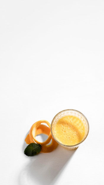 Flat lay detox drink with copy-space