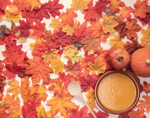 Free photo flat lay food assortment on leaves background