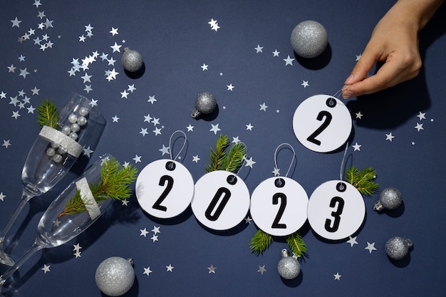 Free photo flat lay new year decorations arrangement