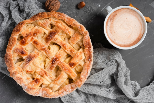 Free photo flat lay of pie and coffee