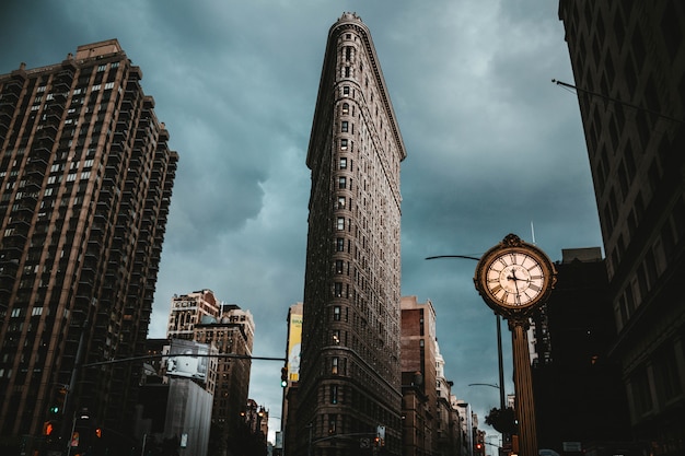 Free Photo the flatiron building in new york city shot from a low angle