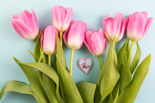 Floral mothers day concept with pink roses