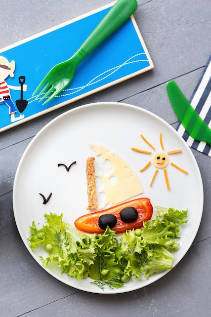 Free photo food art sailboat, fun kids food