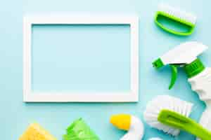 Free photo frame mock-up with cleaning products