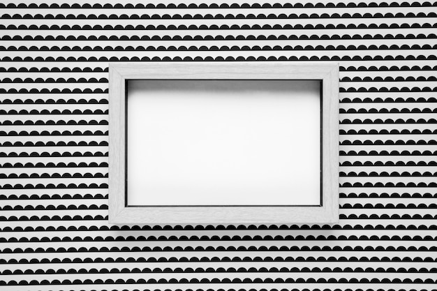 Free photo frame mock-up with monochrome background mockup