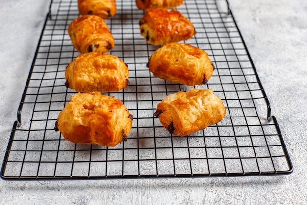 Free photo french croissants pain au chocolate.