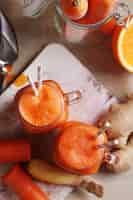 Free photo fresh carrot juice