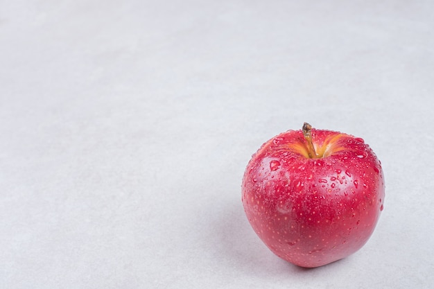 Free photo fresh red apple on white background.