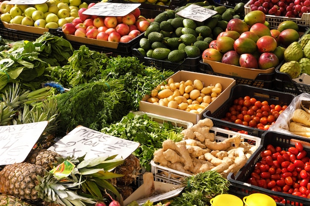 Free photo fresh vegetables and fruit market stall