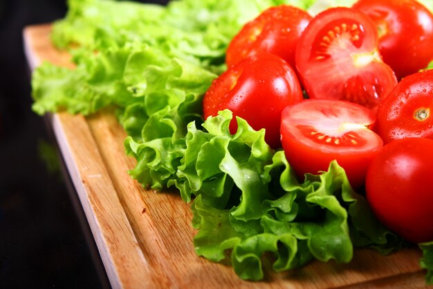 Fresh and wet tomatoes