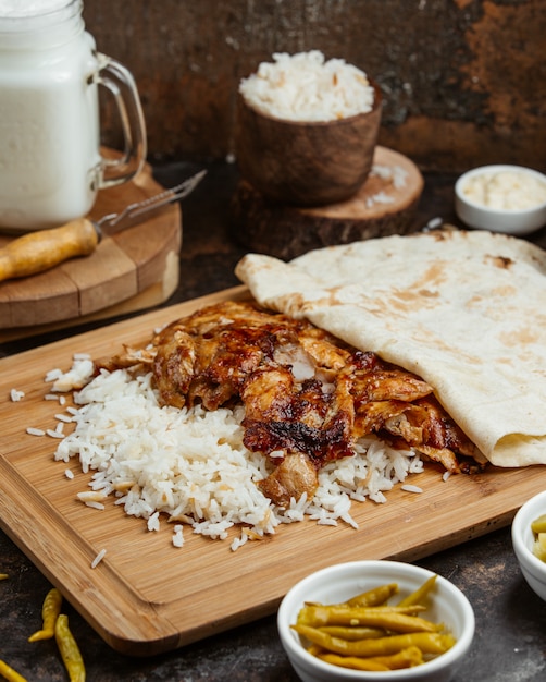 Fried steak with boiled rice