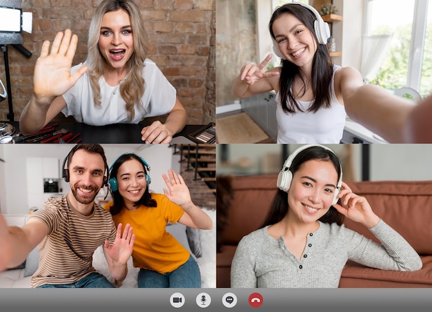 Free photo friends or family making a videocall for catching up