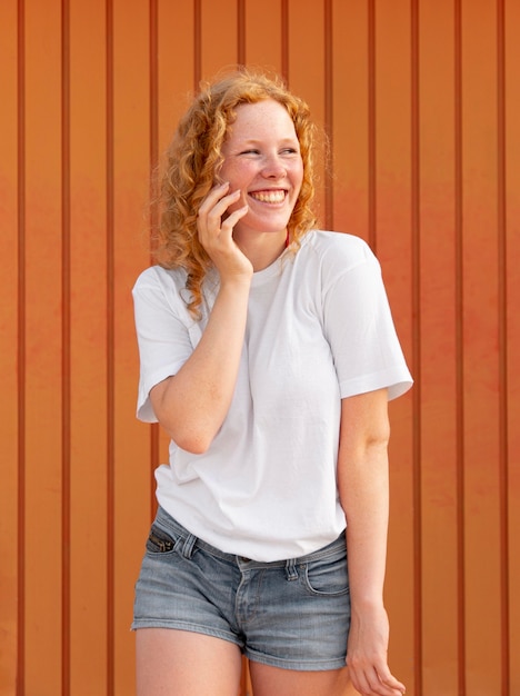 Free Photo front view beautiful young girl smiling